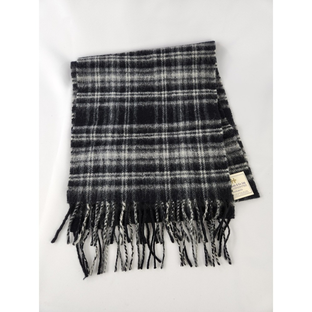 NWT John Hanly &‎ Co Woven in Ireland 100% Lambswool Scarf Black Plaid Fringe